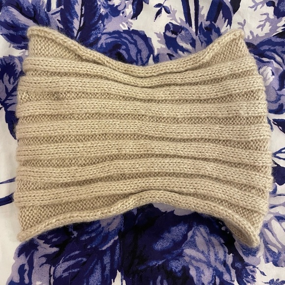 Beaded Winter Headband - Picture 2 of 3